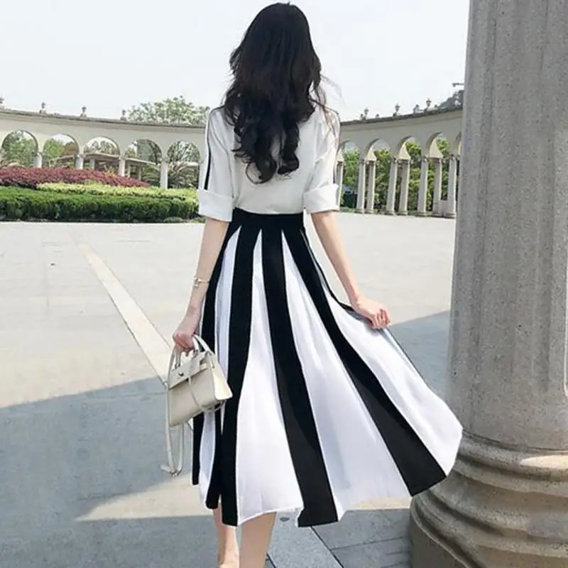 

2020 Summer Women's Elegant V-Neck Half Sleeve Blouse Tops + High Waist Pleated A-Line Chiffon Striped Skirt 2 Pieces Sets J100