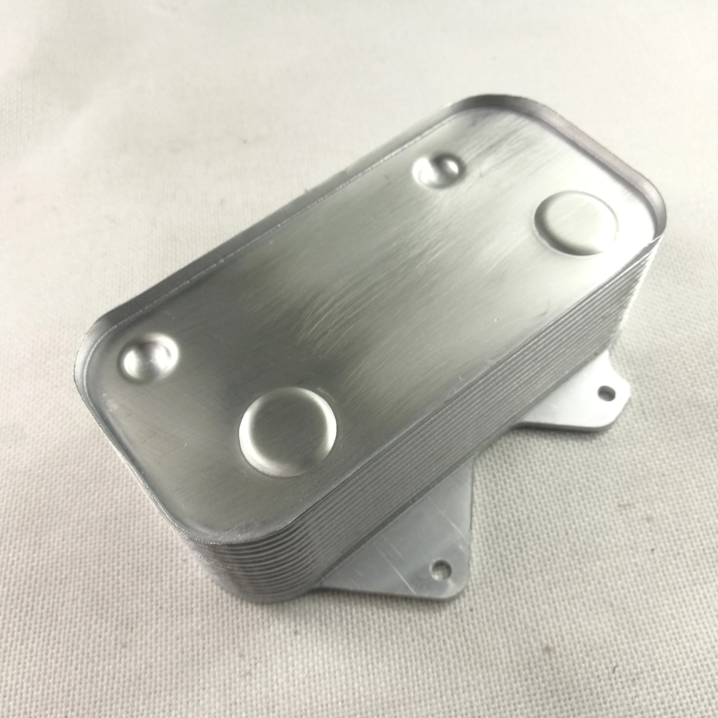 Новый масляный радиатор двигателя 077117021Q 077 117 021Q 021 Q|audi oil cooler|cooler coolercooler |