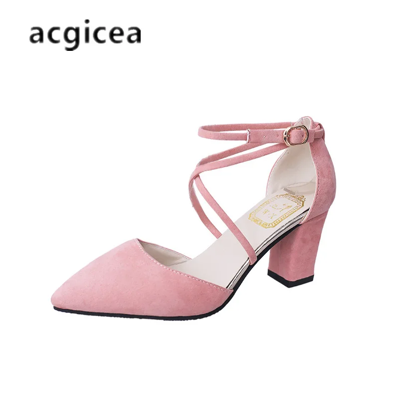 Женские замшевые Сандалии босоножки на толстом каблуке с острым носком и