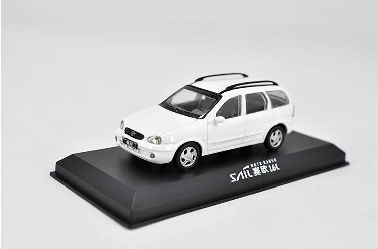 1:43 Buick SAIL SRV сплав модель автомобиля статическая Высокая имитационная металлическая модель автомобилей с оригинальной коробкой