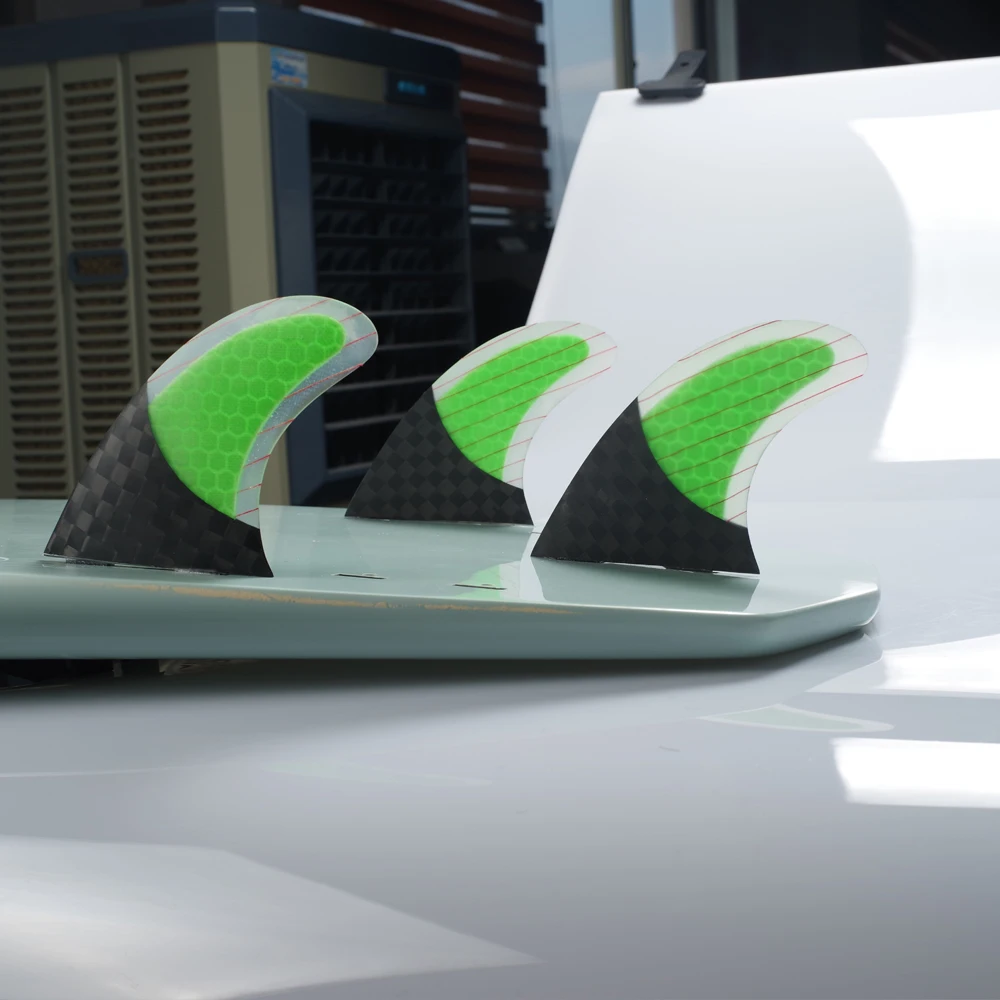 Новый продукт прямо carbonfiber квадратный половина углерода серфинга плавники thruster