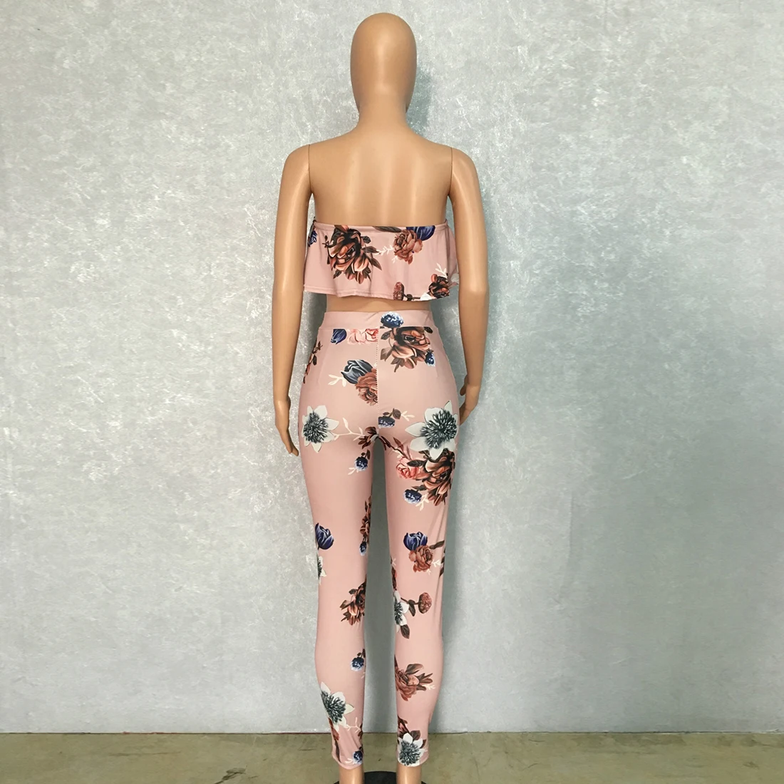 2017 спортивные костюмы женские короткий топ с рюшами + длинные штаны цветочным