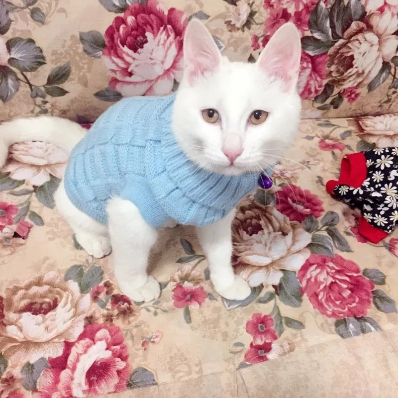 Свитер для кошек зимняя теплая одежда маленьких костюм котенка пальто вязаные