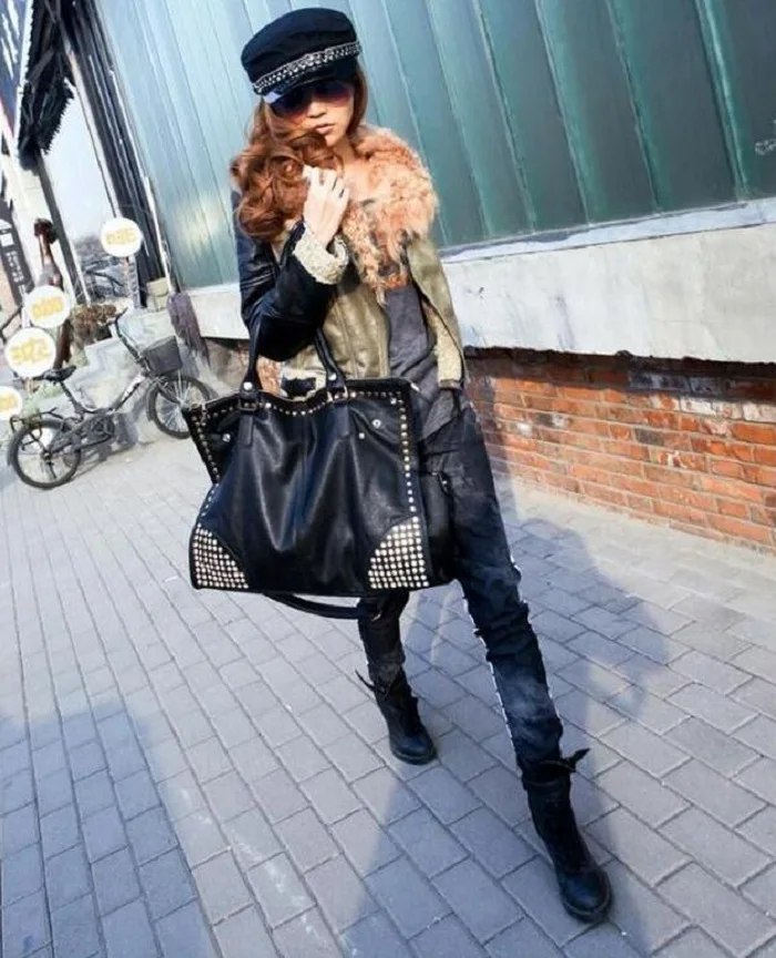 Популярная зимняя модная большая сумка со стразами и заклепками в Корейском