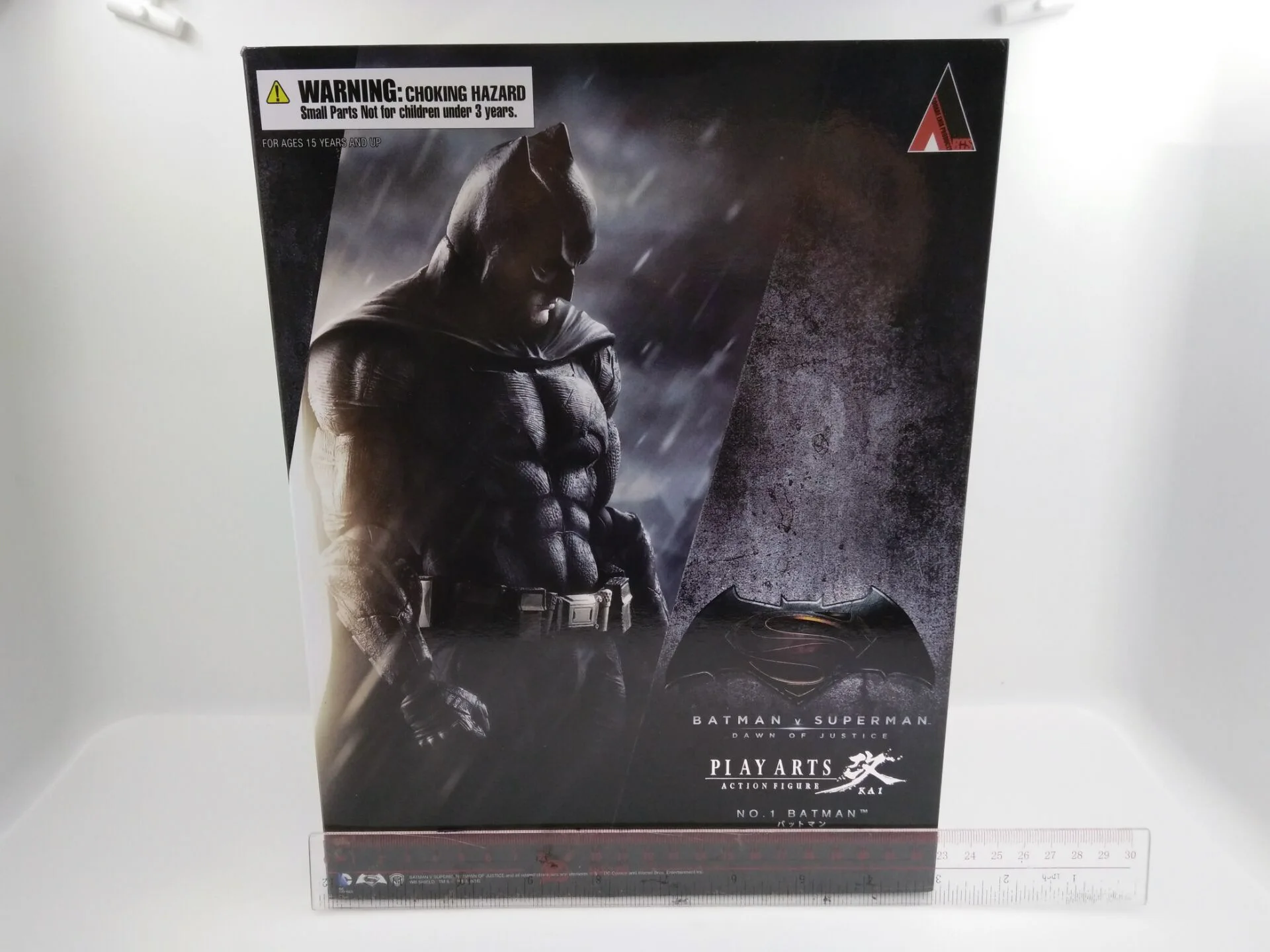 Экшн-фигурка PLAY ARTS Лига Справедливости 25 см Бэтмен знак в фильме против Супермена
