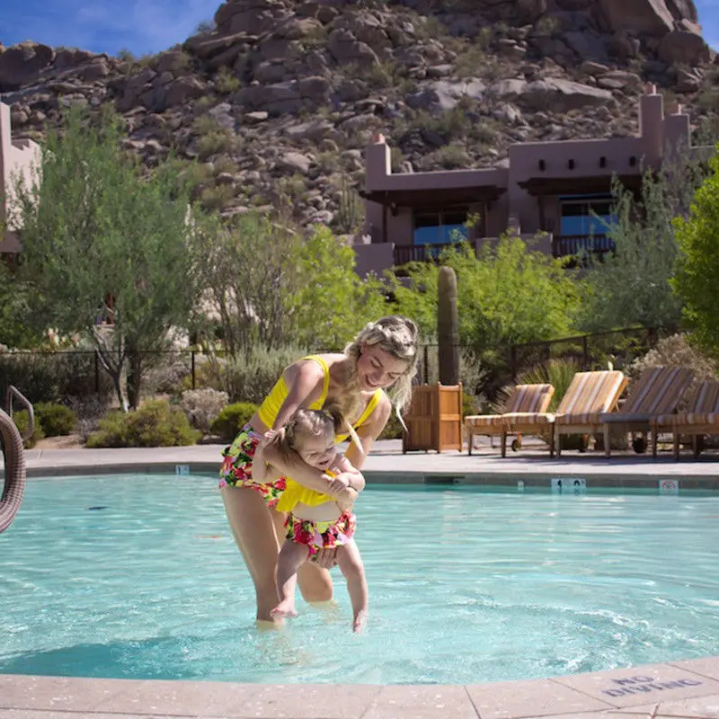 2018 Новый брендовый милый комплект для всей семьи купальный костюм мамы девочки 2