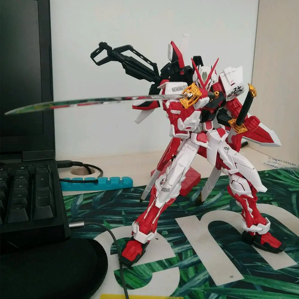 Модель Jijiaxianqu 1:100 мг с красной рамой дистанционным управлением Gundam DJ030|Игровые