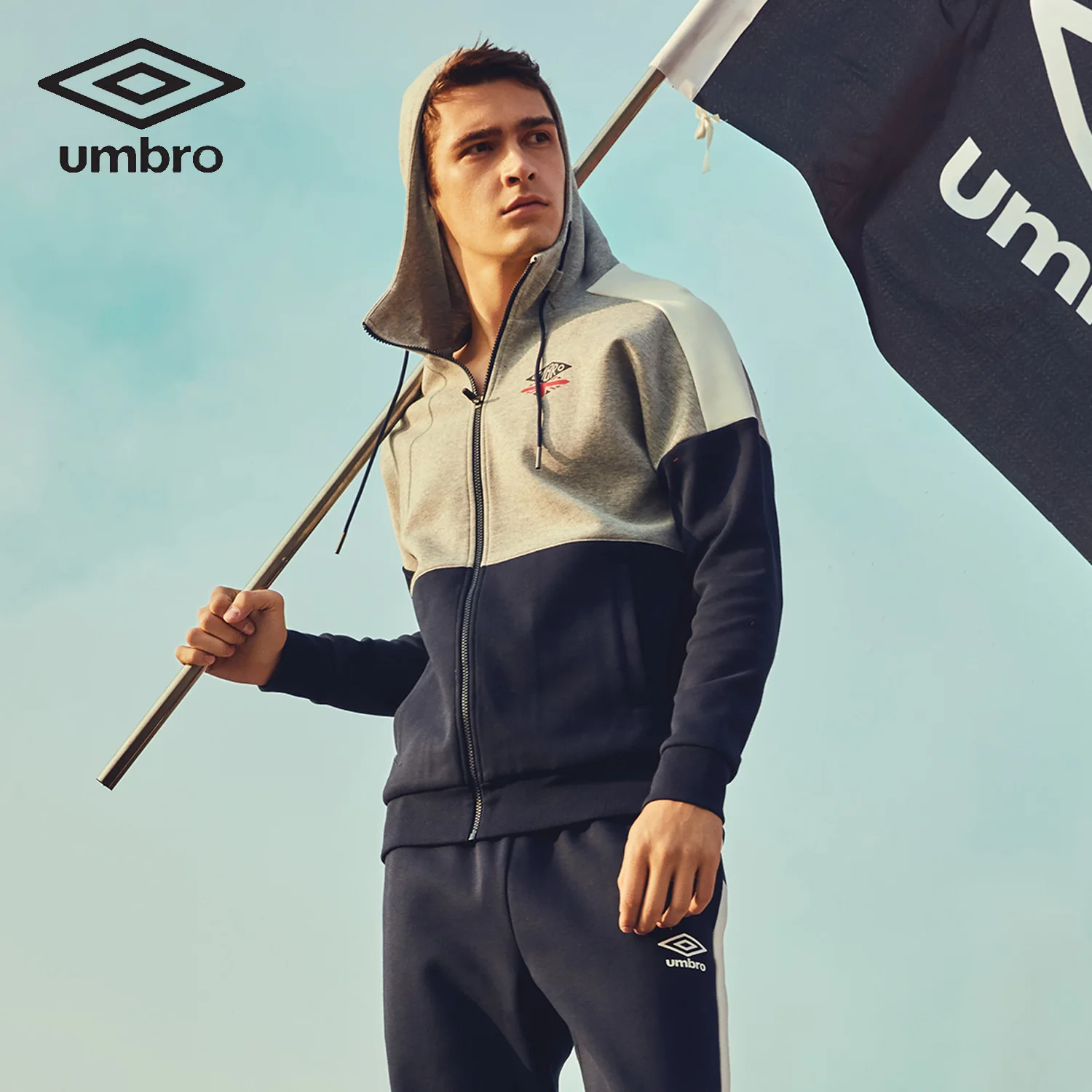 Umbro Весна мужской спортивный кардиган с капюшоном свитер на молнии для бега куртка с затяжкой UI191AP2489