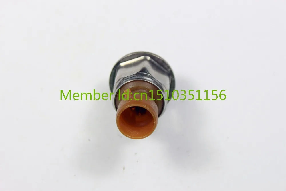 XYQPSEW 1845428C92 ICP101 3PP6-12 4C3Z-9F838-AB 4C3Z9F838AB/5C3Z-9C968-CA/5C3Z9C968CA For Navistar The fuel pressure sensor | Автомобили и