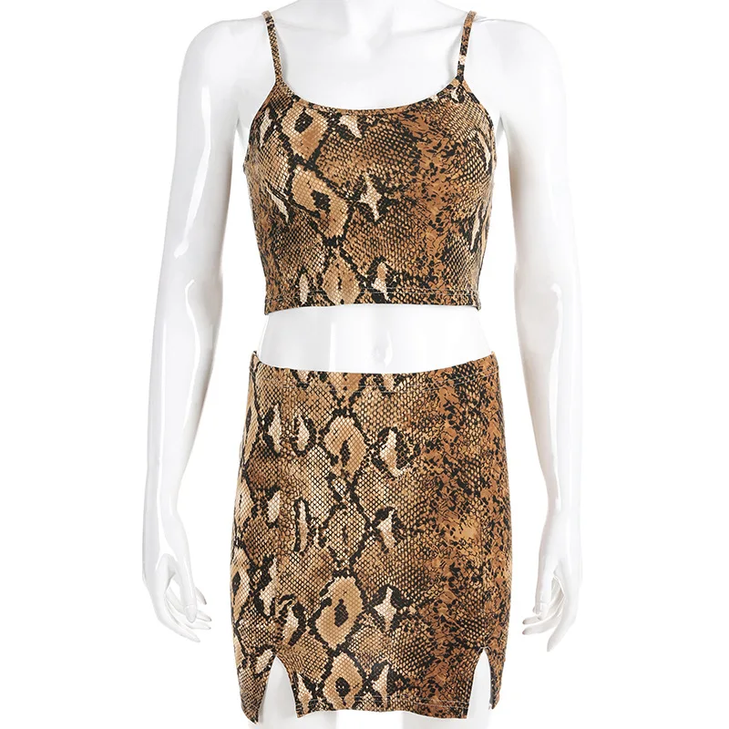 Женский комплект из двух предметов вязаный укороченный топ без рукавов со