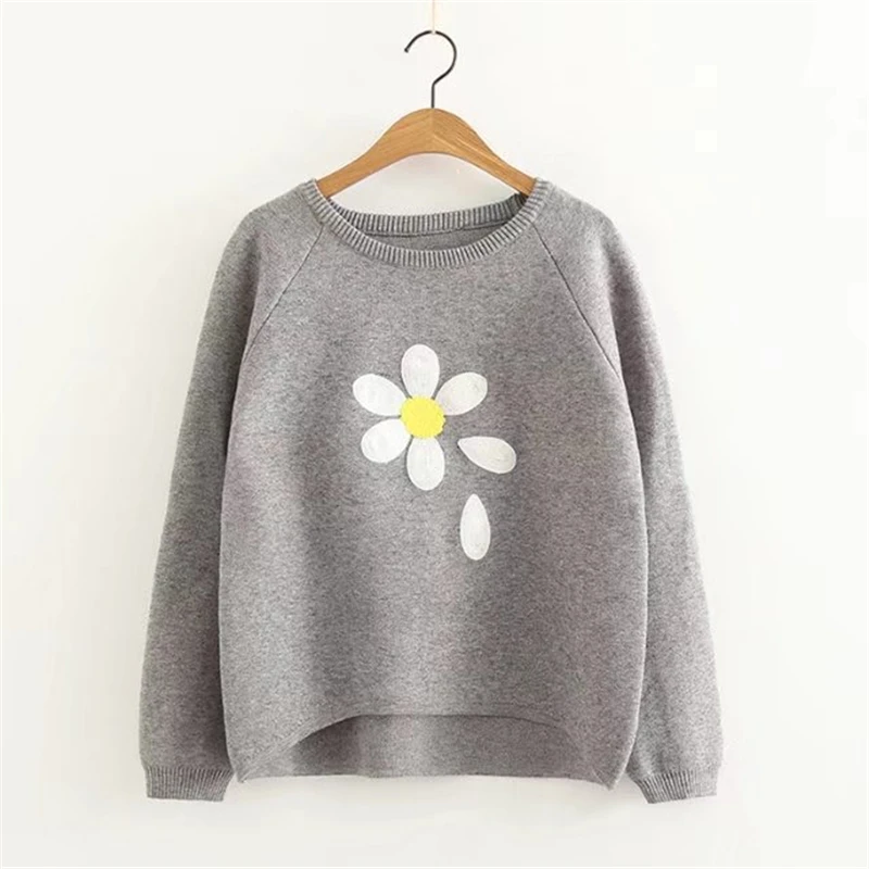 LUNDUNSHIJIA Flower Embroidery Women Sweaters 2017 Autumn Winter New Fashion Casual Pullover Long Sleeve O-neck Knitwear 4 Color | Женская