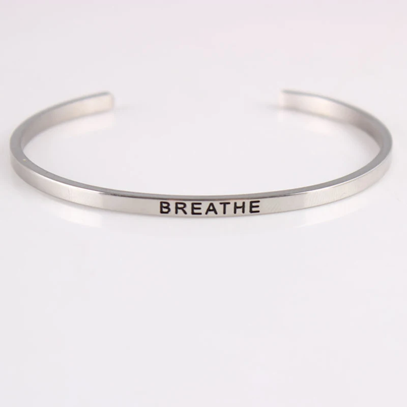 BREATH Серебряный браслет из нержавеющей стали выгравированный позитивный навевающий вдохновение Цитата ручной работы манжеты мантра браслеты для женщин лучшие подарки - Окраска металла: BREATH