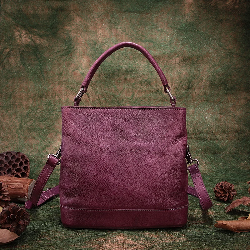 Женская сумка из натуральной кожи с ручками сверху и плечевым ремнём | Багаж