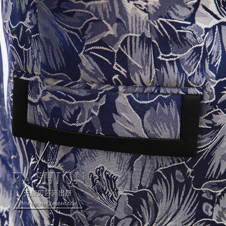 

2018 Printed blue suit dress suit west Male host costumes suit cultivate one's morality of England The singer's clothing
