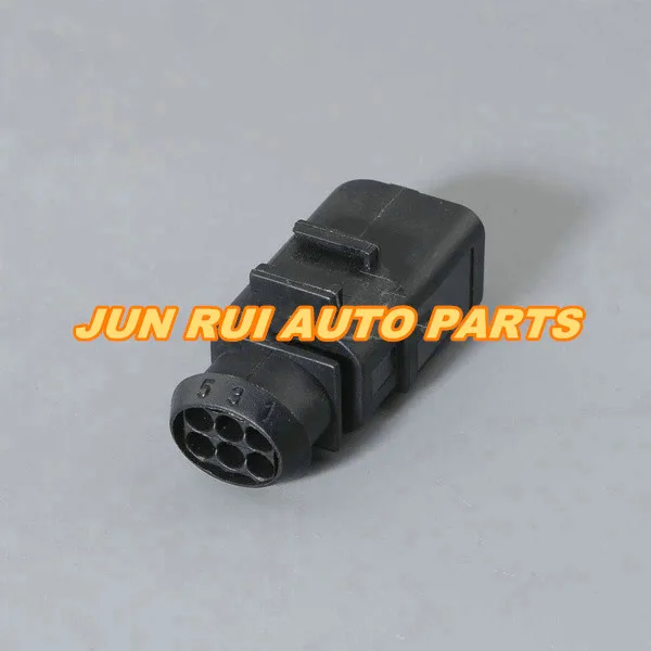

6Pin 1.5m male housing plug Throttle Valve Control Element Connector For VW Magotan Audi Skoda 3B0973813