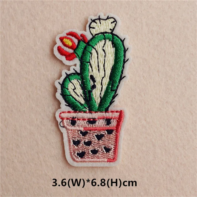 1pcs Mix Cactus Patch for Clothing Iron on Embroidered Sew Applique Cute Patch Fabric Badge Garment DIY Apparel Accessories 121 - Цвет: 15