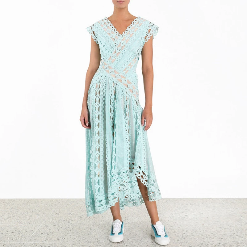 Женское асимметричное платье ZIM белое и голубое с v образным вырезом бусинами