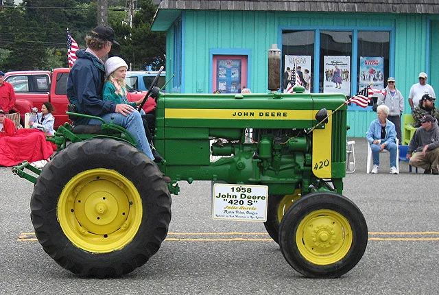 Deere KNL HOBBY J-KNL J 420 тракторные прицепы модель фермерского автомобиля игрушечный акт