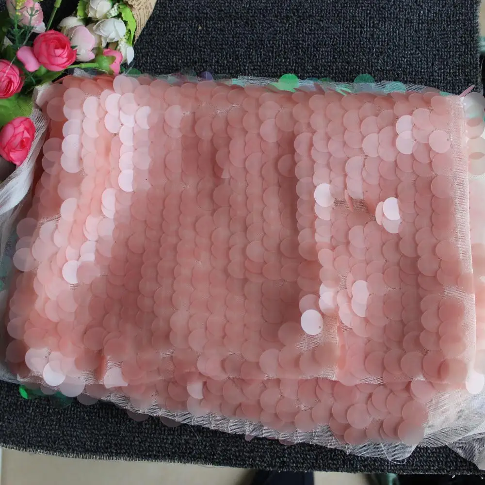 YACKALASI, большая кружевная ткань с блестками, 1/2 ярдов, рыбья чешуя, платье, ткань, голограмма, диск, блестки, вышивка, многоцветный, 45 см* 130 см - Цвет: Matte Pink