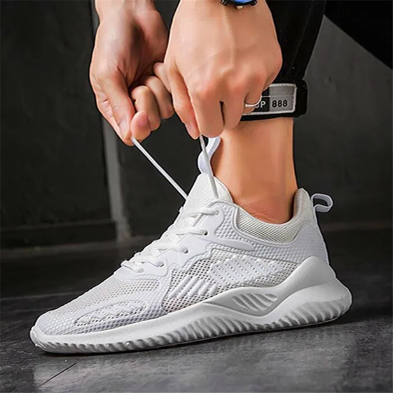 

2020 summer new wild trend network red fashion mesh student breathable men's shoes