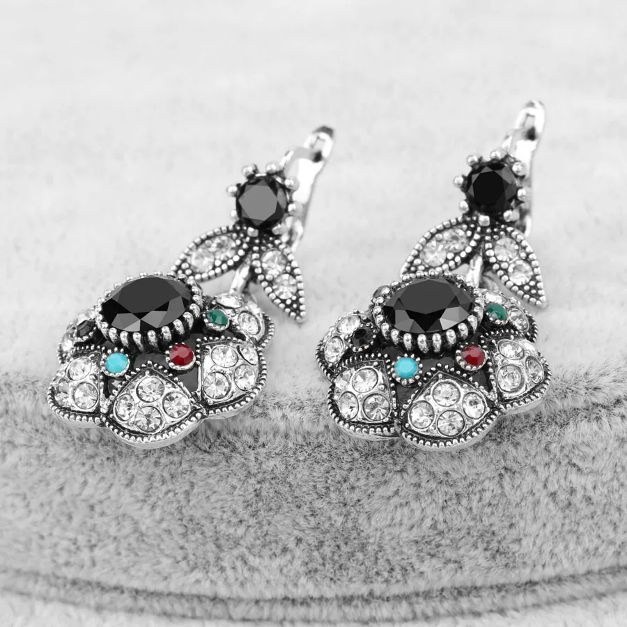 Кинельская богемская бижутерия в стиле ретро с кристальными цветочными серьгами для женщин серебристого цвета: серьги для помолвки и аксессуары для вечеринок.