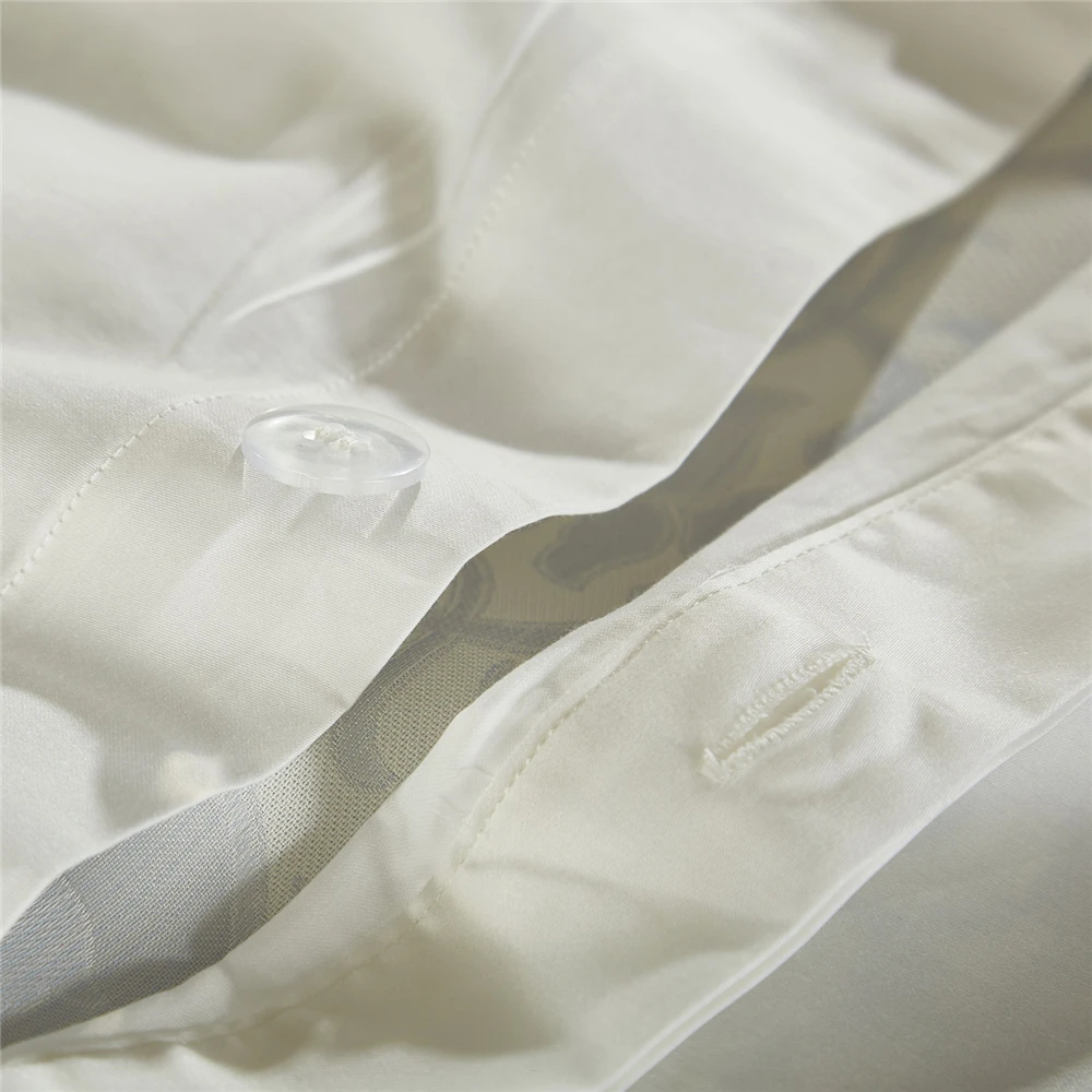 Набор постельного белья Egyptian Cotton Yarn Dyed Jacquard White Baroque Design 4Pcs - простынь, наволочки, пододеяльник - размеры Queen King, плотность 650TC.