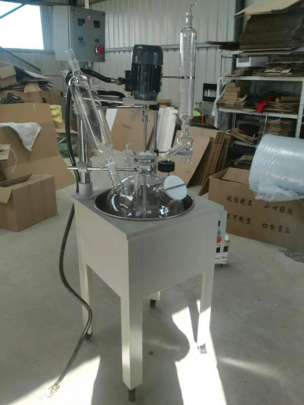 Лабораторное оборудование 30L однослойный вакуумный стеклянный реактор с