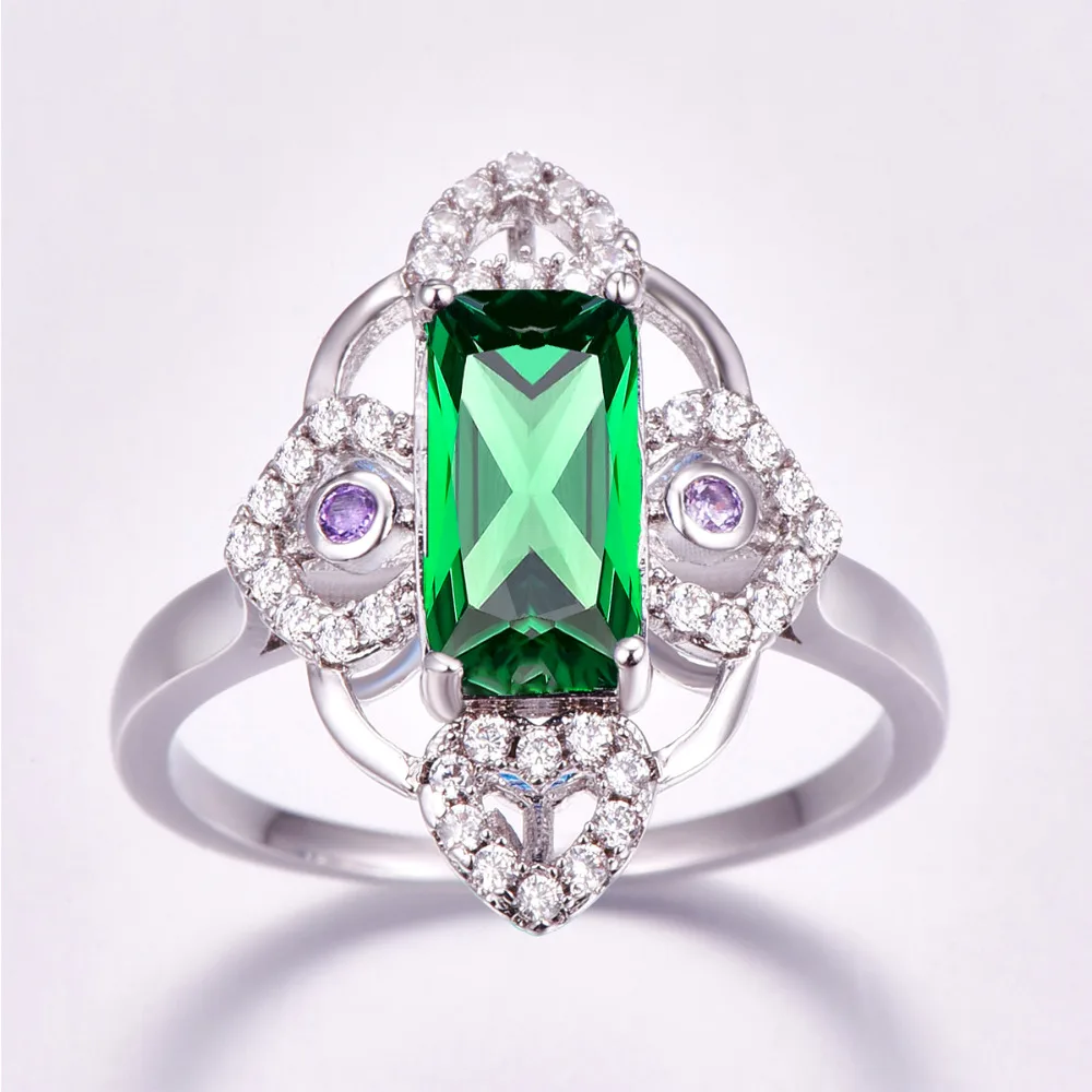Женское кольцо из серебра 925 пробы с изумрудной огранкой сапфиром и зеленым