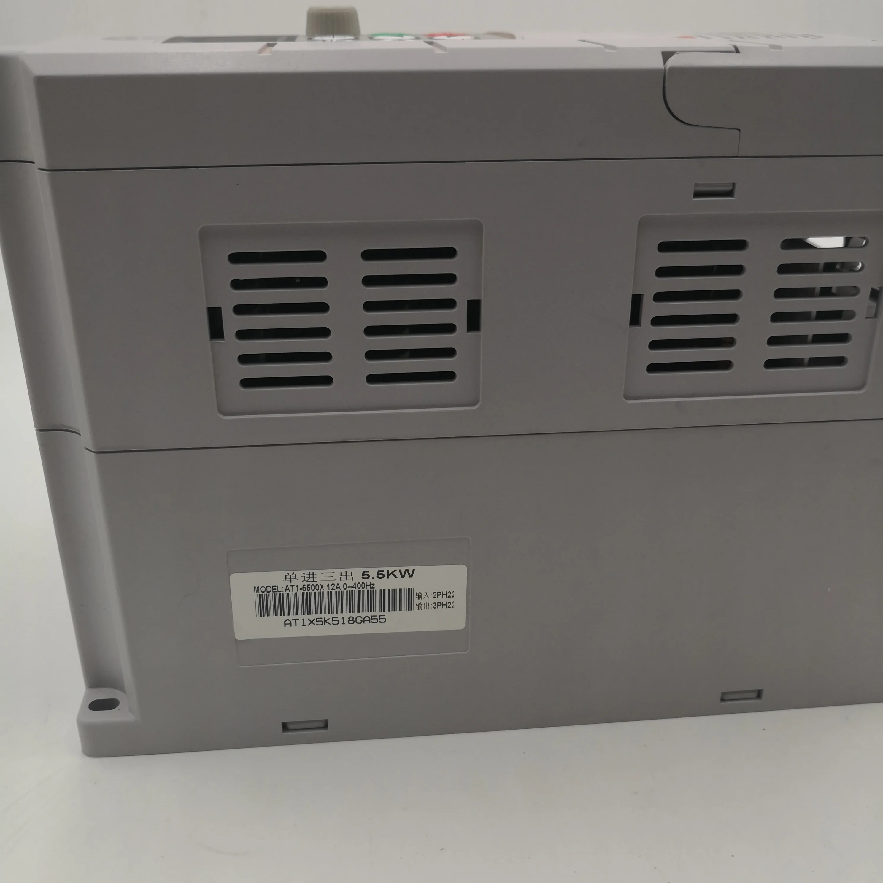 Фото Преобразователь частоты для двигателя VFD преобразователь с ЧПУ 5 кВт 220 В 1P вход 3P Преобразователь частоты для двигателя VFD преобразователь с ЧПУ 5 кВт 220 В 1P вход 3P