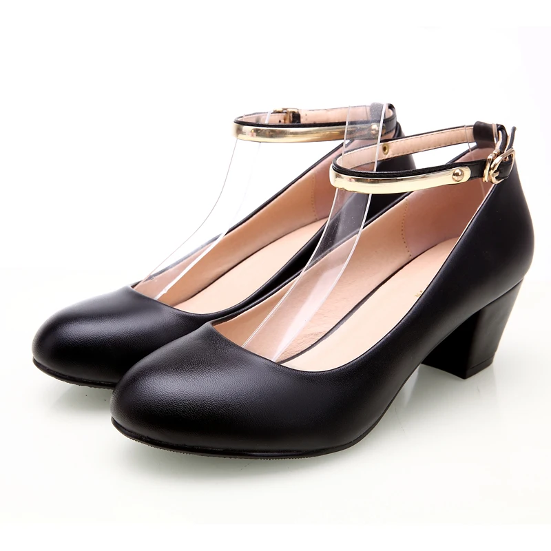 Оптовая продажа Черного Женщин 5 см Классические Туфли Офис Карьера Острым Носом