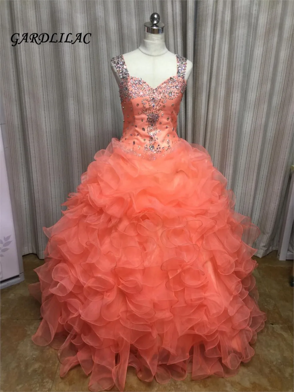 Новое поступление коралловые платья Quinceanera 2019 бальное платье с бисером длинное