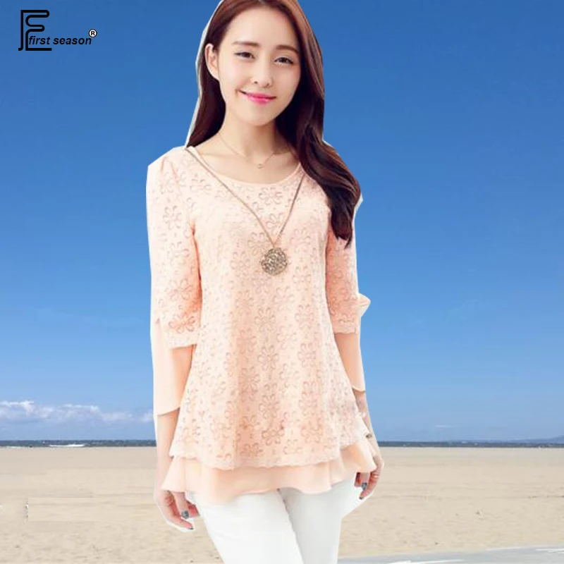 Женская кружевная блузка составного кроя розовая Элегантная туника с бантом на