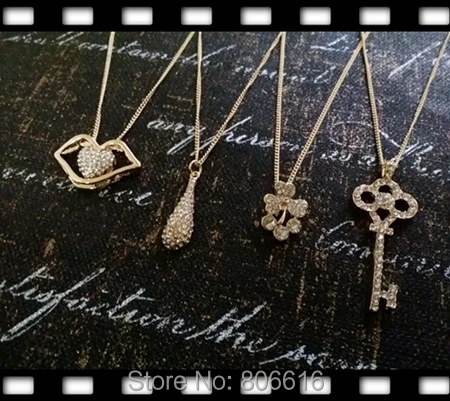 

High Quality ~ 4 pcs / lot Mix 4 Styles Rose Gold Glass Crystal & Alloy Fashion Pendant Necklaces