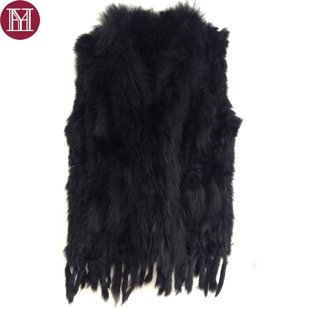 Зимний жилет из натурального кроличьего меха с воротником енота белая