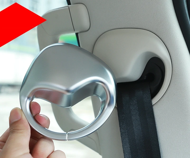 Крышка переднего ремня безопасности для автомобиля Land Rover Discovery 5 2017 2018