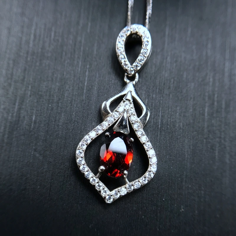 

Uloveido Natural Red Garnet Stone Pendant Necklace Women 925 Sterling Silver Gemstone Necklace Pendant for Girl FN348