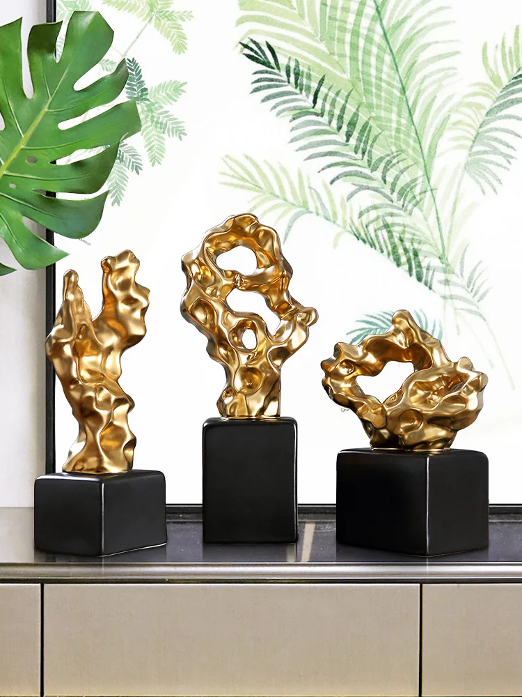 

Скандинавская креативная Геометрическая Современная полоя скульптура, простая Золотая керамическая абстрактная художественная статуя, у...
