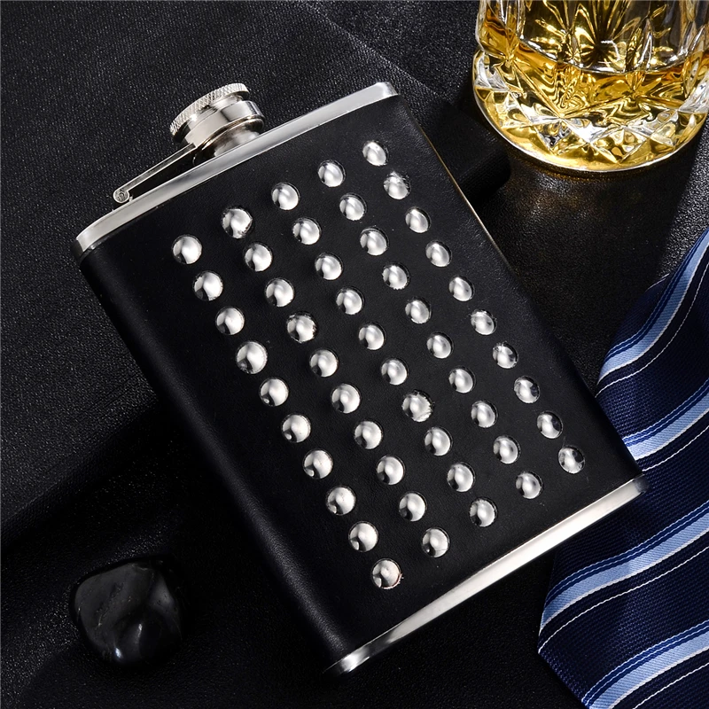 Personalized Alcohol Flask 8oz Studded Design PU Leather Stainless Steel Mini Hip Camp Outdoor Portable | Дом и сад