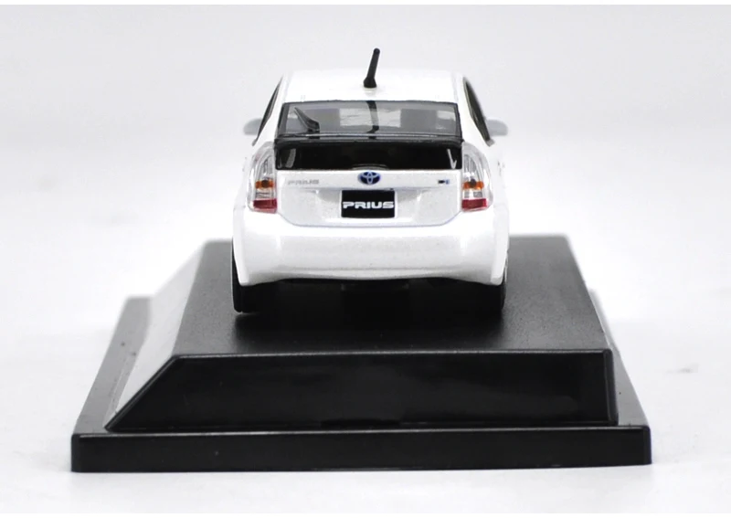 1:43 TOYOTA PRIUS сплав модель автомобиля статическая Высокая моделирования металлическая модель автомобилей с оригинальной коробкой