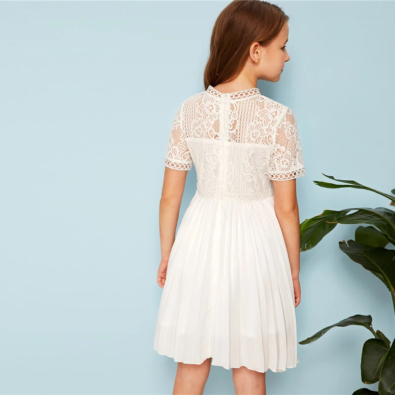 SHEIN Kiddie/красное платье в горошек с рюшами и открытыми плечами для девочек г. летнее расклешенное платье до колена с короткими рукавами для отдыха в стиле бохо