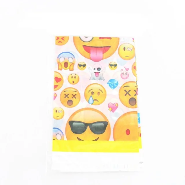 emoji 108*180 см Красавица и Чудовище одноразовая скатерть полиэтиленовая скатерть для День рождения украшения скатерть на стол - Цвет: emoji