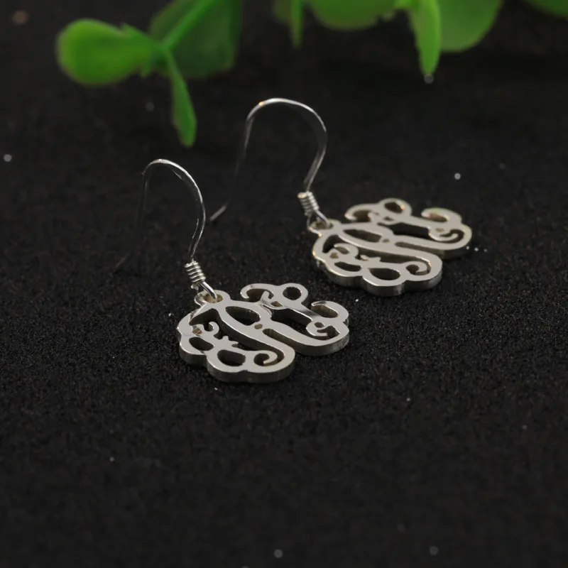 Модные серьги с монограммой индивидуальные 3 инопланетными именами 925 серебряные