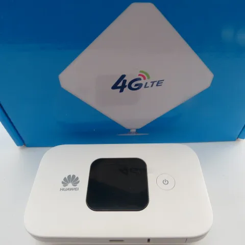 Huawei мобильный Wifi E5577s 321 большой аккумулятор (белый) + 35dbi с высоким коэффициентом