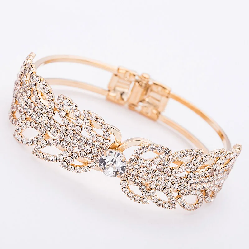 

YFJEWE Brand Women Fashion Wedding Crystal Bracelet Woman Accessories Jewelry Beads Rhinestone Wholesale Bracelet B166
