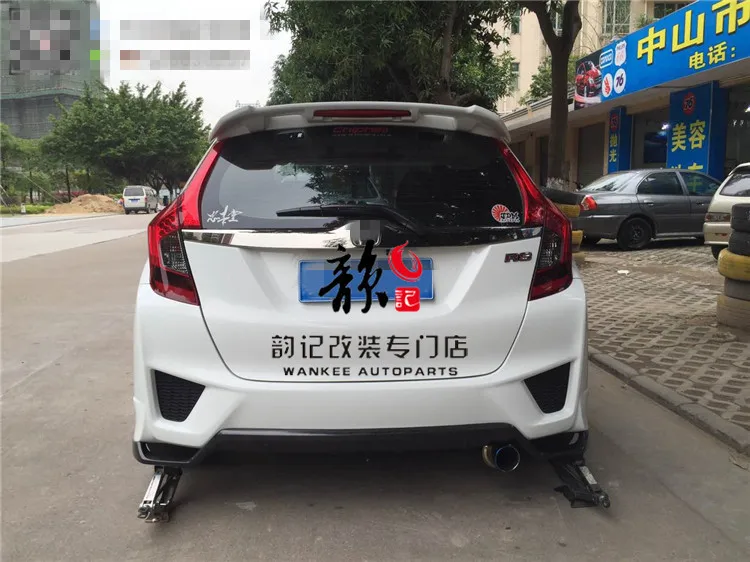 Подходит для HONDA Fit 14-17 GK5 FIT3 SEEKER RS углеродное волокно или FPR спойлер