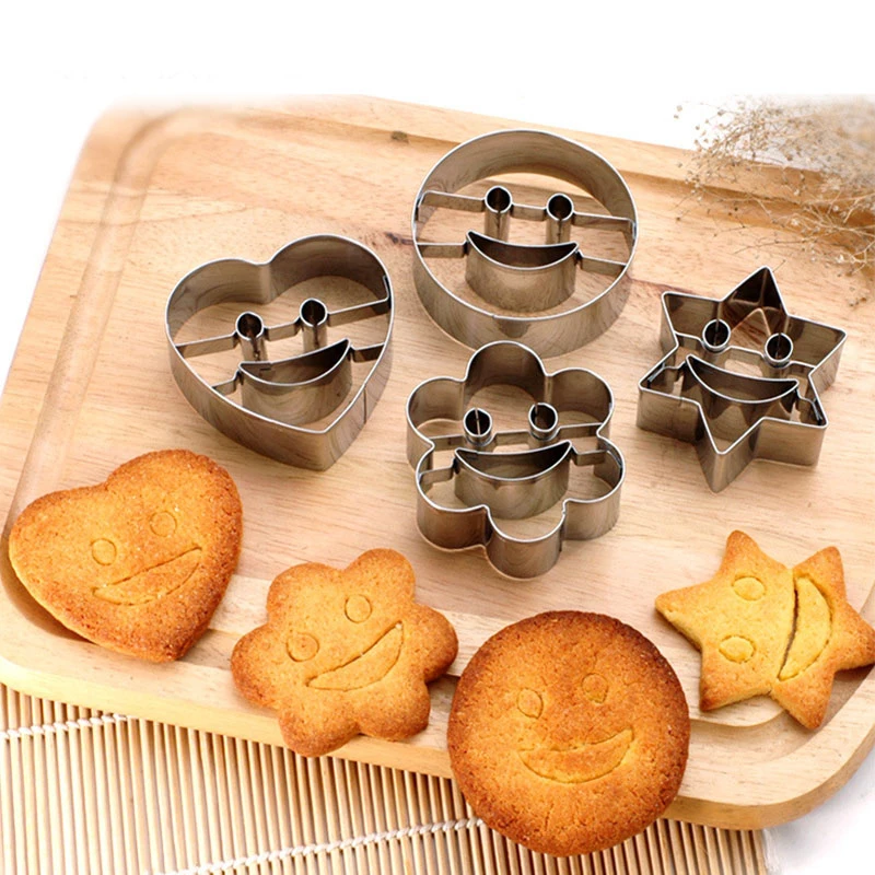 

Stainless Steel Cookie Cutter Biscuit Mold Cake Steamed Potato Fondant Cake Mold Fruit and Vegetable Bread Cutter Baking Tools