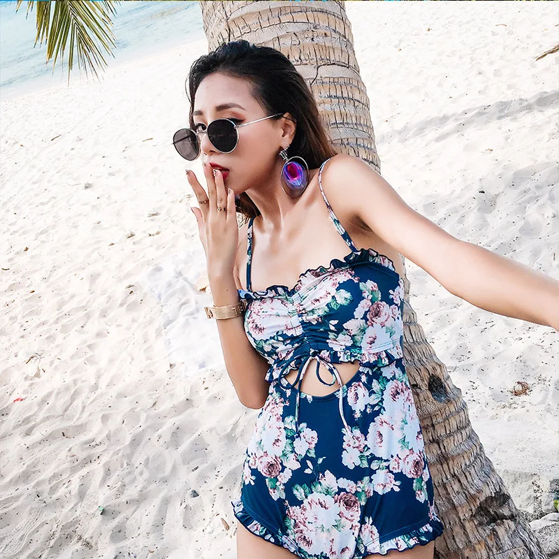 

2019 Summer Beach Swimwear Womens Women's One-Piece Swimsuit Female One Piece 2019 Korean New Women Swimming Big Bubble Print