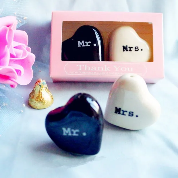Свадебные подарки и для гостей набор Mr & Mrs Cruet в форме сердца керамические специи