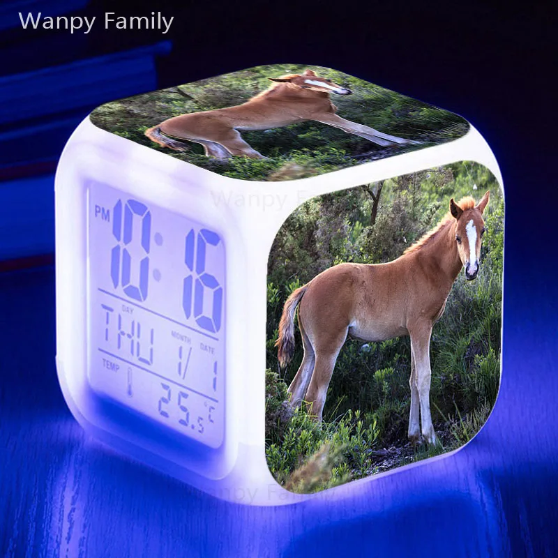 Очень милые часы с маленьким пони 7 цветов светящиеся