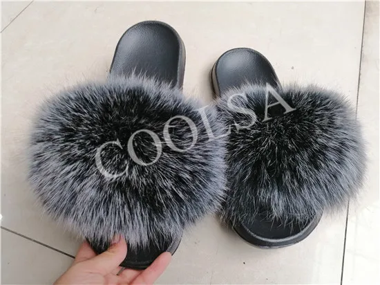 as picture shows COOLSA/Новинка; женская пушистая лиса; меховые тапочки; женская обувь для отдыха на море; модные плюшевые меховые Вьетнамки; Повседневная Домашняя обувь на плоской подошве; Лидер продаж - Цвет: as picture shows